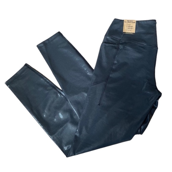 Victoria's Secret PINK Ultimate V High Waist Legging In Black Shine Size:M4-6NWT - Picture 3 of 16